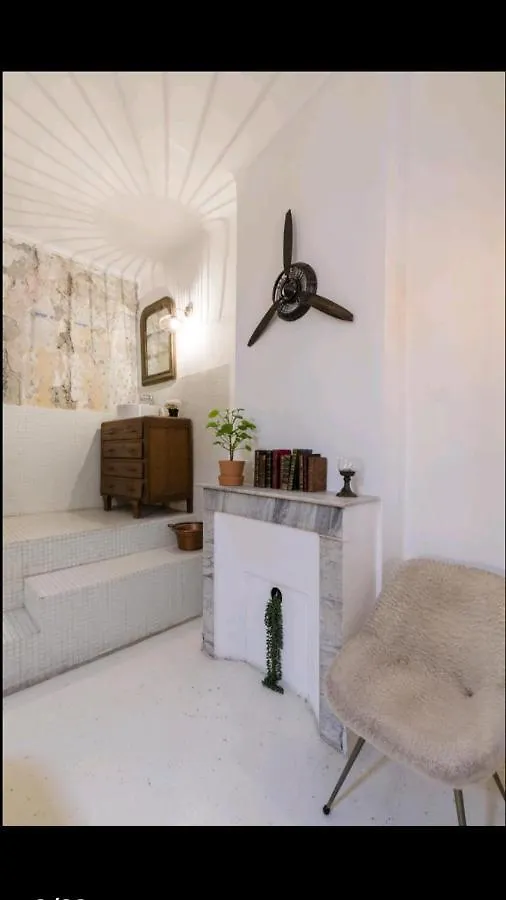 Apartment Suites En Plein Coeur Du Panier Et Vieux Port Marseille