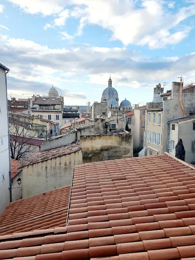 Apartment Suites En Plein Coeur Du Panier Et Vieux Port Marseille France