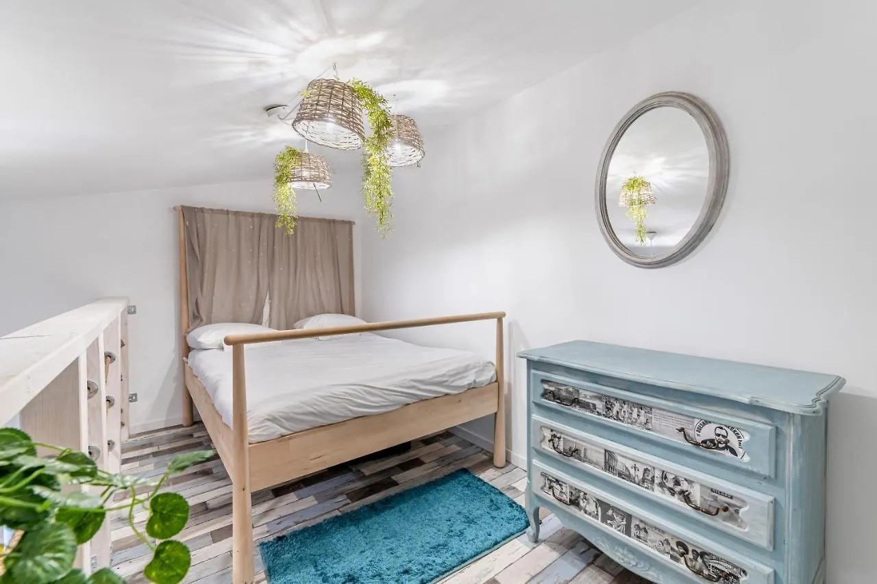 Apartment Suites En Plein Coeur Du Panier Et Vieux Port Marseille France